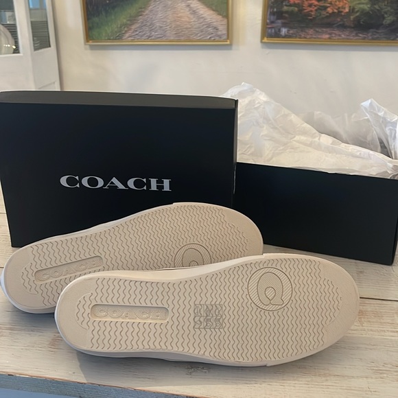 NWT 🏁Coach Signature Slip-on Skater Sneaker - Picture 4 of 6